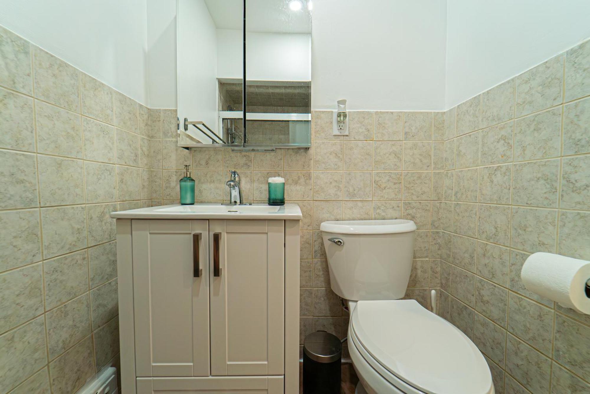 Quiet & Comfortable Double Private Room, Free Parking Toronto Zewnętrze zdjęcie